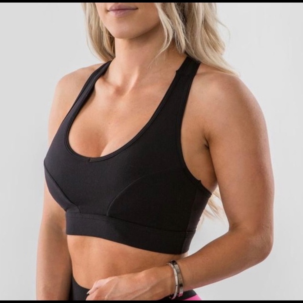 BuffBunny Amelia Sports Bra in Black